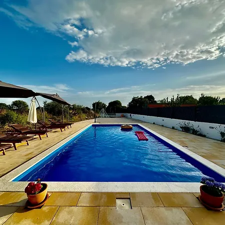 Amazing Florina With Swimming Pool Villa *