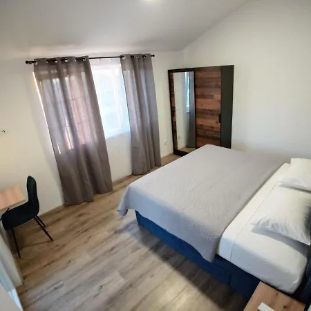 Amazing Florina With Swimming Pool Villa Ninski Stanovi